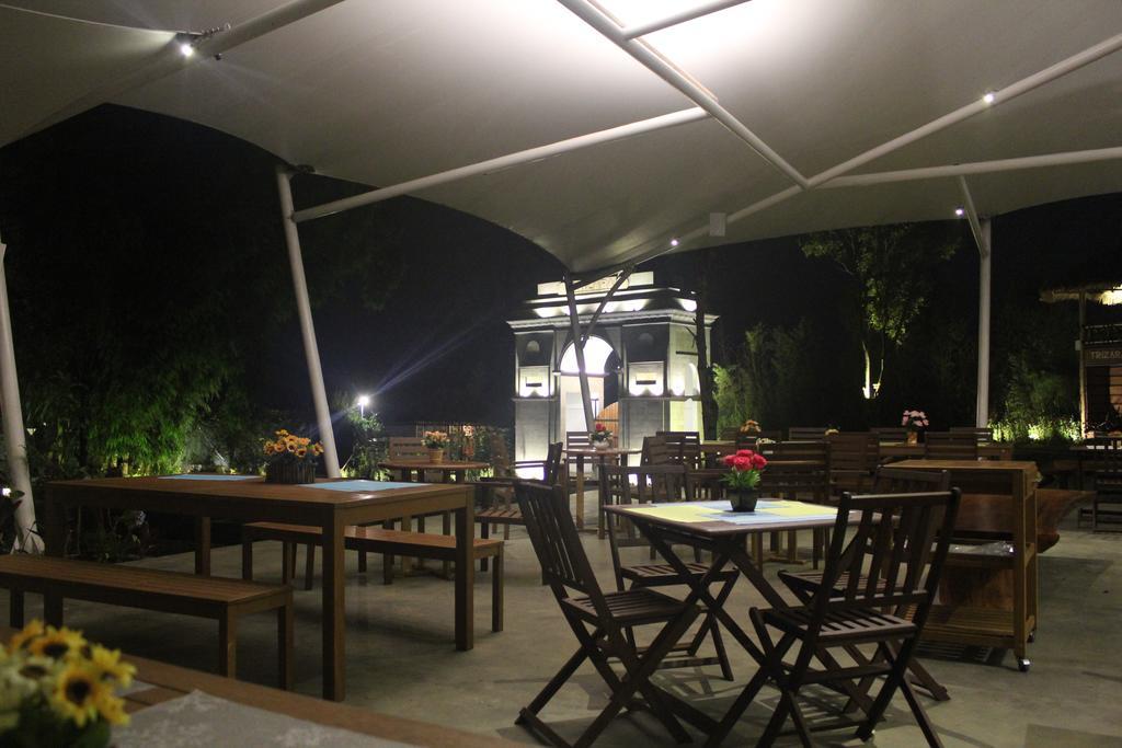 Trizara Resorts - Glam Camping Лембанг Екстер'єр фото